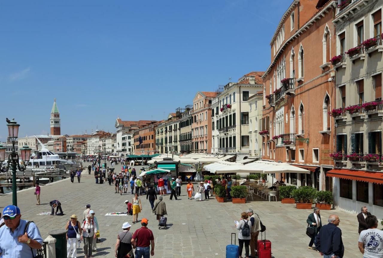 Leone Marciano Venice Apartment Independent And Private Entrance Exterior photo